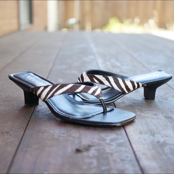Faux fur brown tiger print sandal