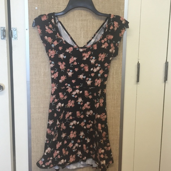 LA Hearts brandy floral dress