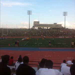 Meet your Posher, Inez