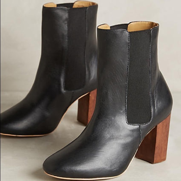 Anthropologie Shoes - SOLD 💔Anthropologie Zelda Chelsea Boots Payne