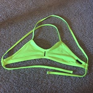 Jolyn Vent Top‼️I will be shipping in an hour‼️