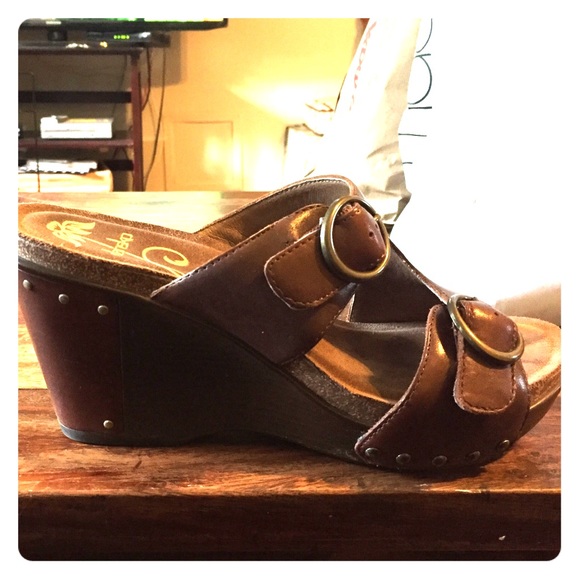 Brown leather wedge-Dansko-barely used