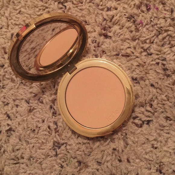 Tarte powder foundation