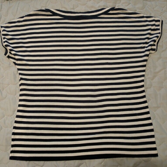 Talbots short sleeved sweater - Picture 2 of 2