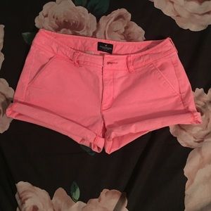 NWOT American Eagle shorts- roll up