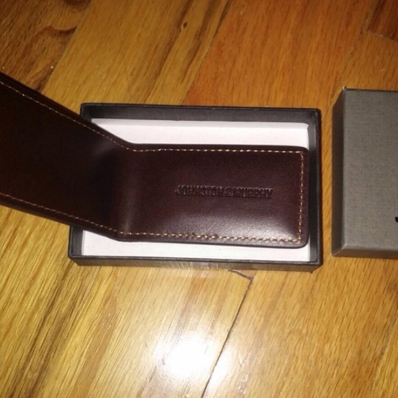 💵 LEATHER MONEY CLIP - Picture 4 of 4