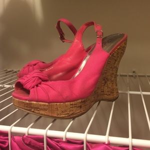 Pink wedges