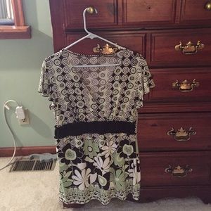 Short sleeved tunic size medium