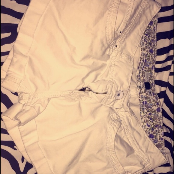 YMI shorts ❤️