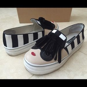 Alice and Olivia Stace Face Sneakers