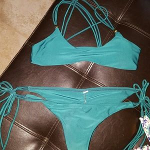 Green 2 piece swimsuit
