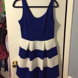 Nordstrom Soprano Blue/White Sundress