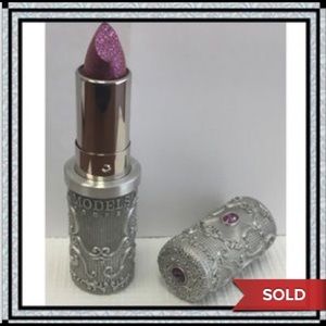 Models Prefer Lipstick Collectable