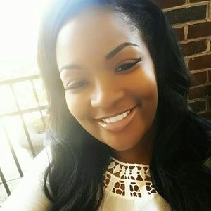 Meet your Posher, Arnisha