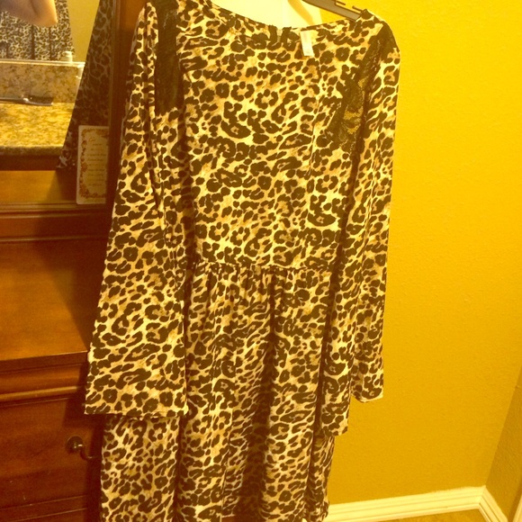 Long sleeve midi size dress