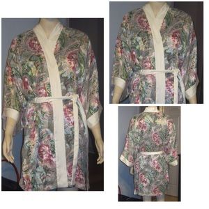 Victoria's Secret Short Robe