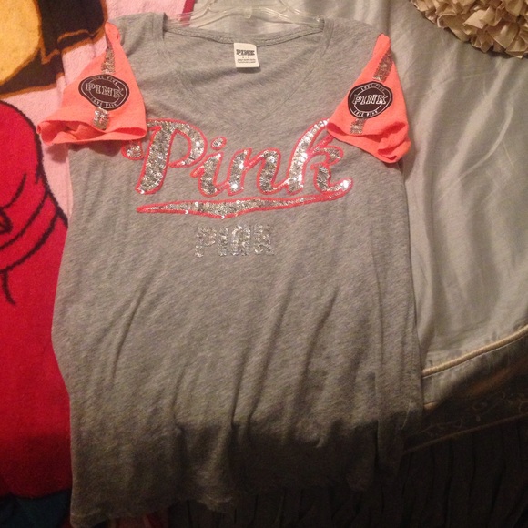 PRICE IS FIRM VS Pink Bling short sleeve