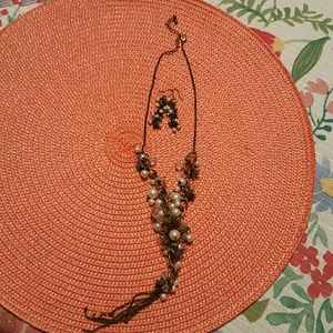 Necklace/earrings