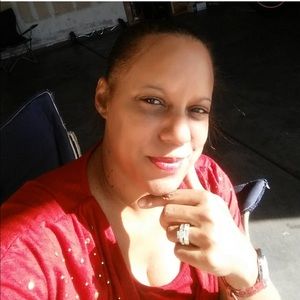 Meet your Posher, Aleshea