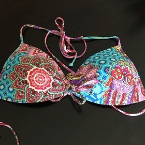 Lulifama bikini top