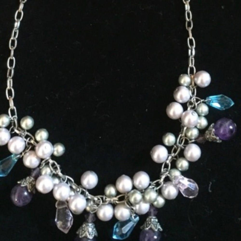 Pearl Jeweled Necklace