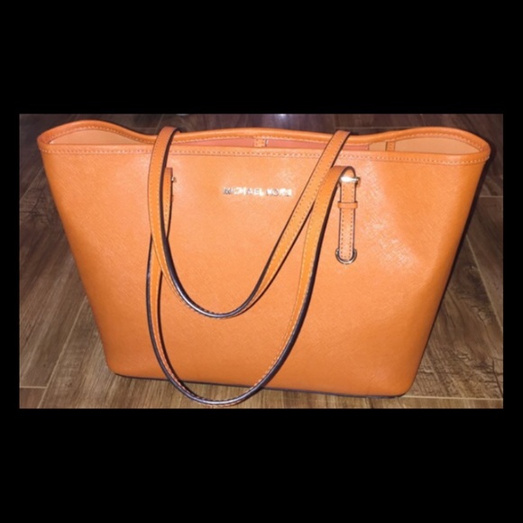 Authentic Michael Kors Medium size bag