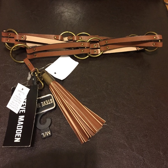 Steve Madden- Belt Chain