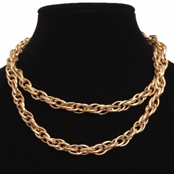 Long Gold Rope Chain Versatile Necklace - Picture 4 of 4