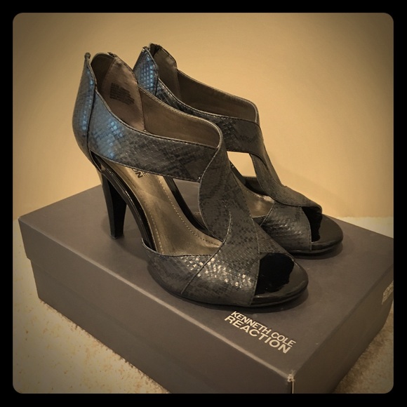 Snakeskin print heels