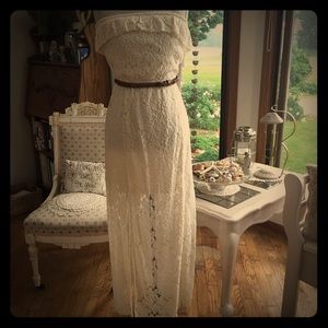 ❣LAST DAY❣~ Beautiful cream lace✨maxi
