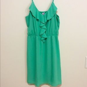 EUC Franscesca's Ruffle Dress in Spring Green