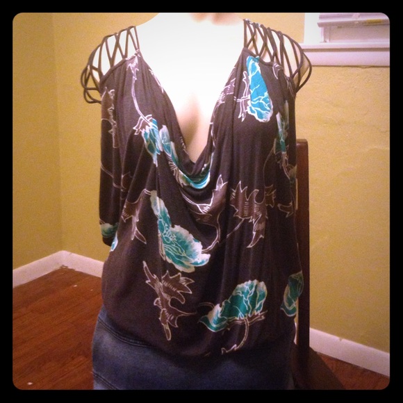 Free People Top Size Small- more of a O/S