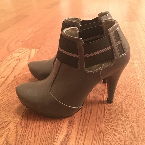 Grey booties