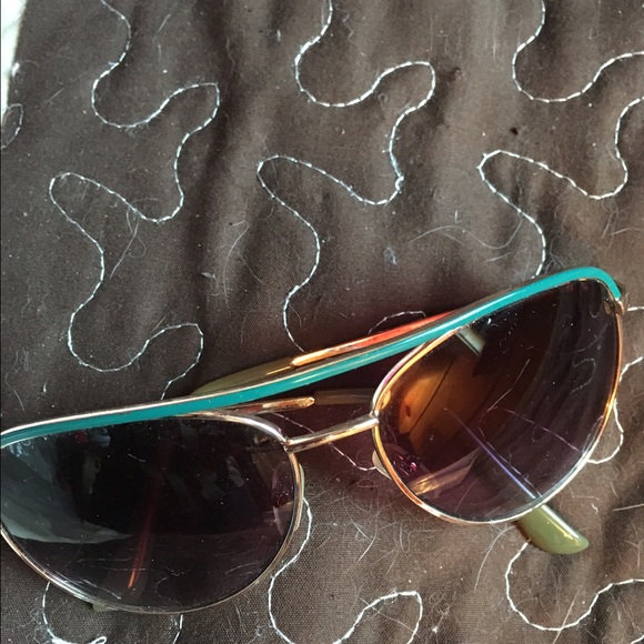 New sunglasses💙💜💚