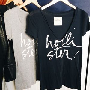 Hollister v neck tee navy blue
