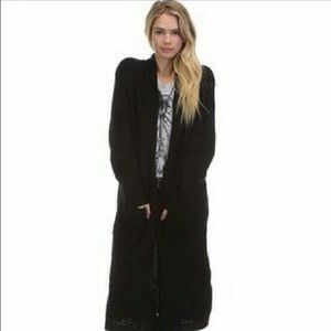 Tea n Cup Long Black Sweater! Reduction TODAY ONLY