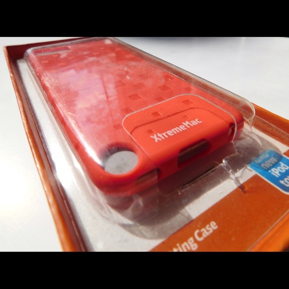 XtremeMac iPod 5th Generation Orange 3D Case - Picture 3 of 3