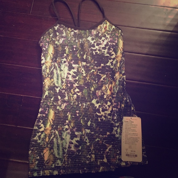 Lululemon top with a built in light support bra