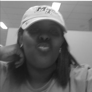 Meet your Posher, Tiesha