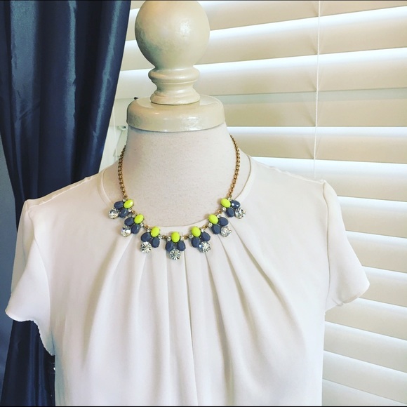 NWT J Crew Yellow & Gray Dot Crystal Bib Necklace - Picture 3 of 6