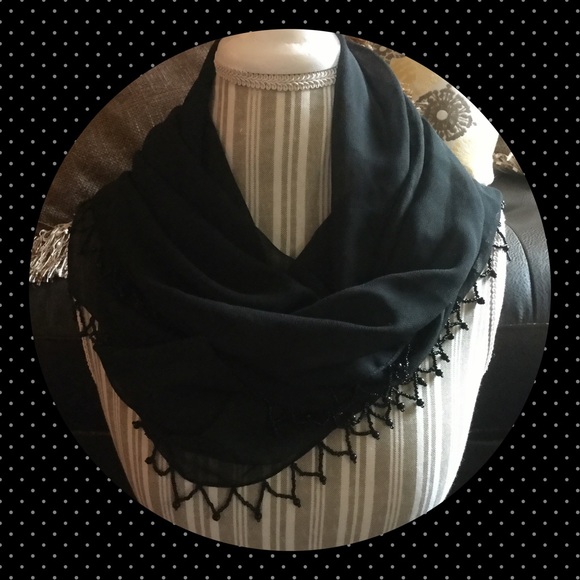 Beautiful Beaded Sheer Scarf 🎀