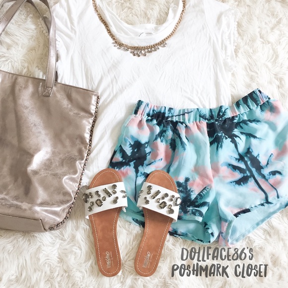 Forever 21 Pants - Blue & Pink Palm Tree Shorts