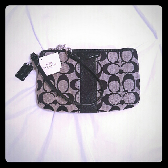 New Coach wristlet