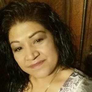 Meet your Posher, Lilia