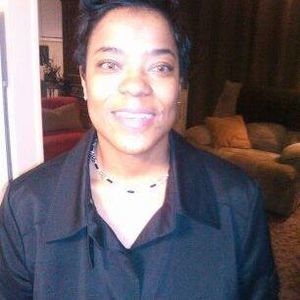 Meet your Posher, Beverly