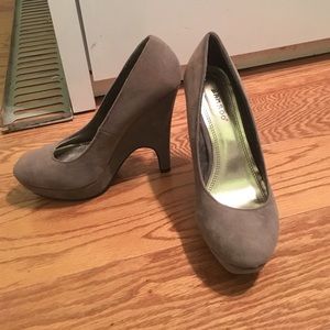 Suede grey heels
