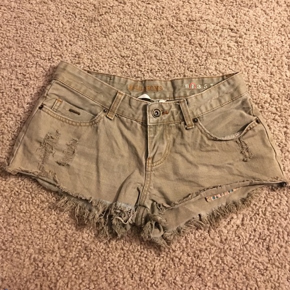 Billabong shorts