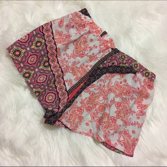 Summer Printed Shorts - Picture 3 of 4