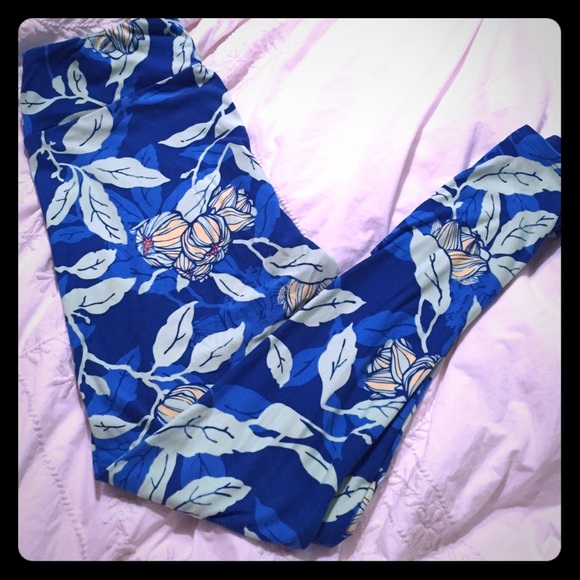 LuLaRoe tall and curvy leggings