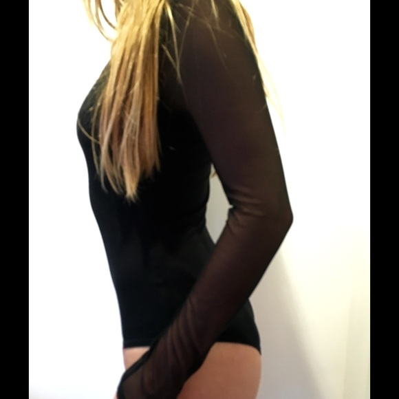 Leotard with mesh sleeves